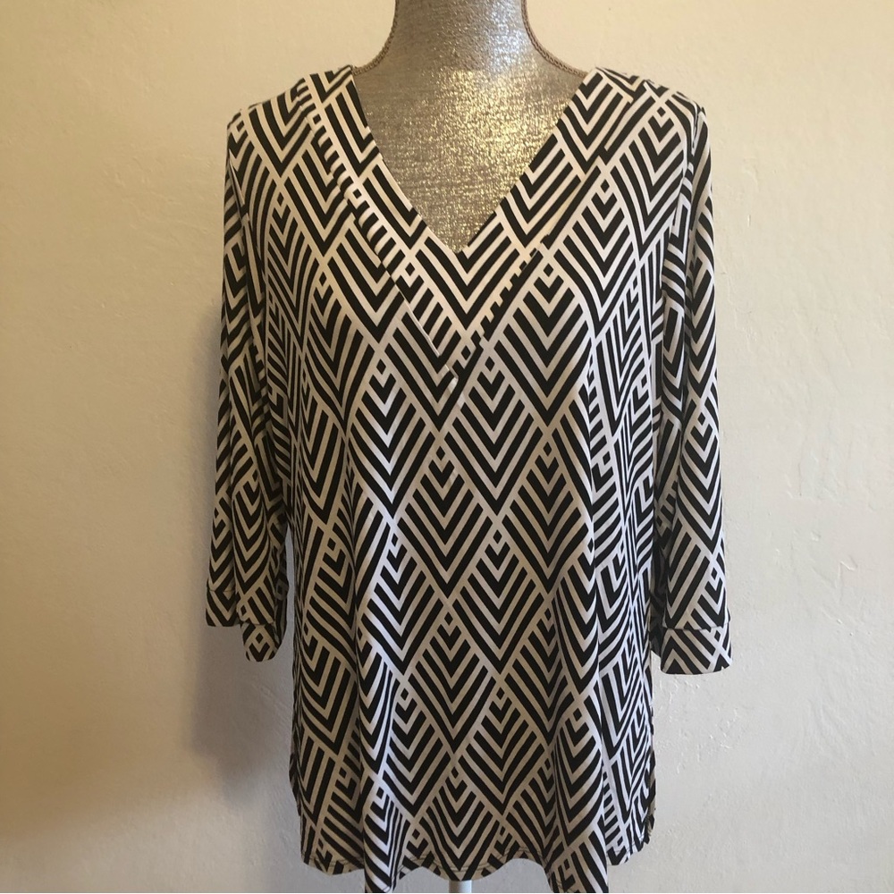 Leota color portico long sleeves v neck